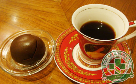 生活常识：几类药物不宜伴茶喝
