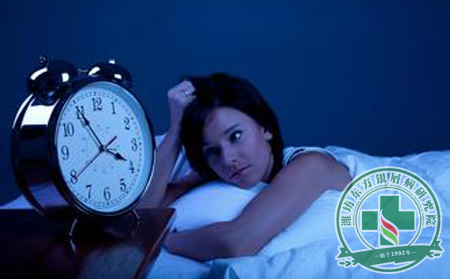 银屑病患者睡前该怎么做以提高睡眠质量呢？